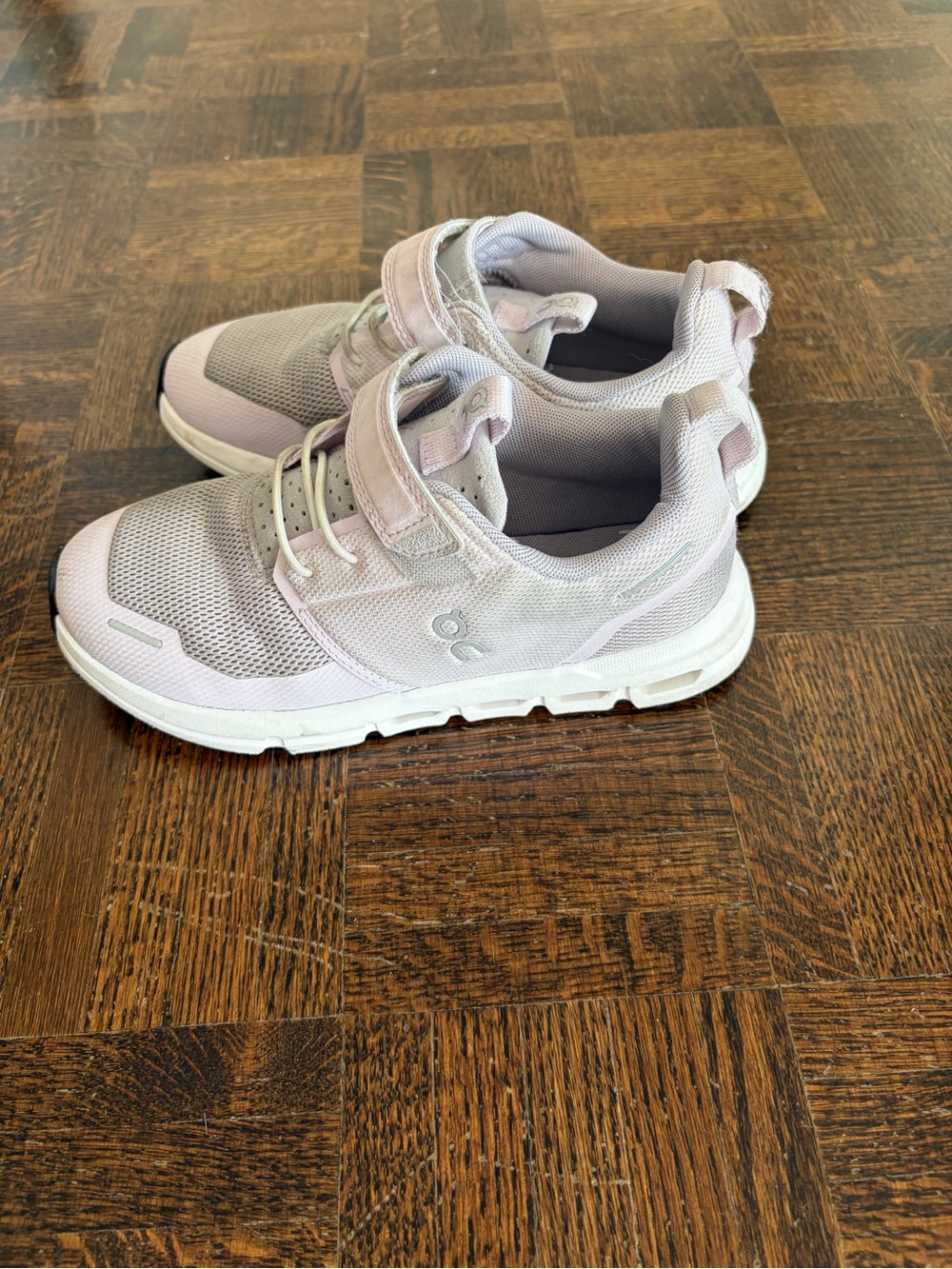 On Running Kids Sneakers in Light Lavender